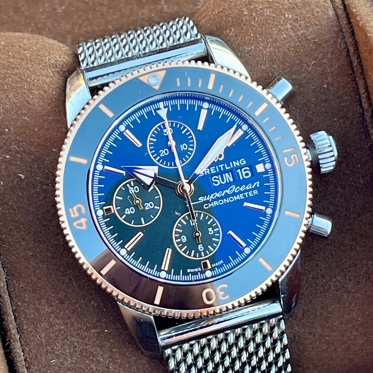 SOLD / ON REQUEST Breitling Superocean Heritage II Chronograph 18k red gold & steel U13313