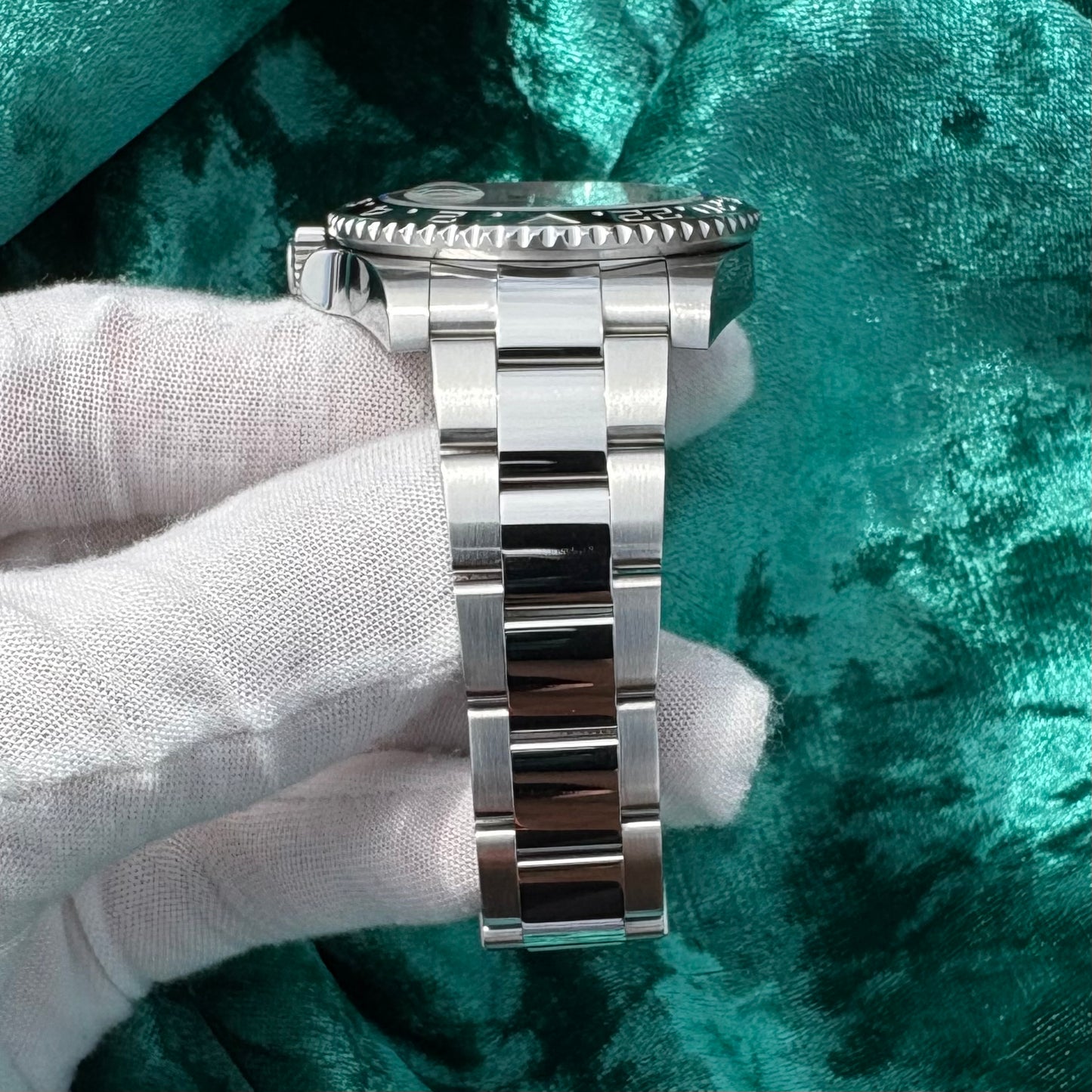 SOLD / ON REQUEST Rolex Batman GMT-Master II 116710BLNR