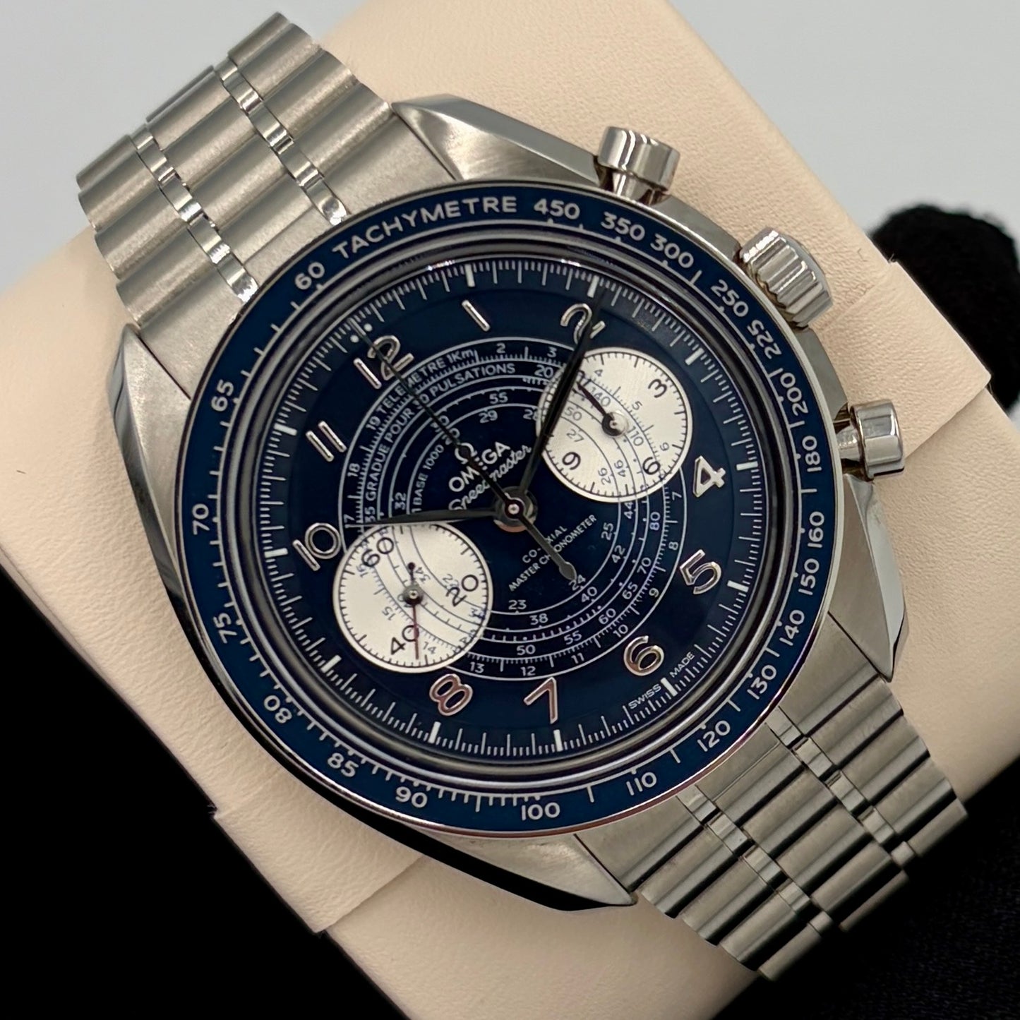SOLD / ON REQUEST Omega Speedmaster Chronoscope 2023 Full Set 329.30.43.51.03.001