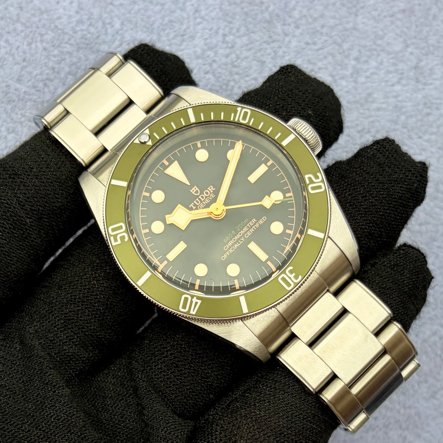 SOLD / ON REQUEST Tudor Black Bay Harrods Green Dial Special Edition 79230G Full Set