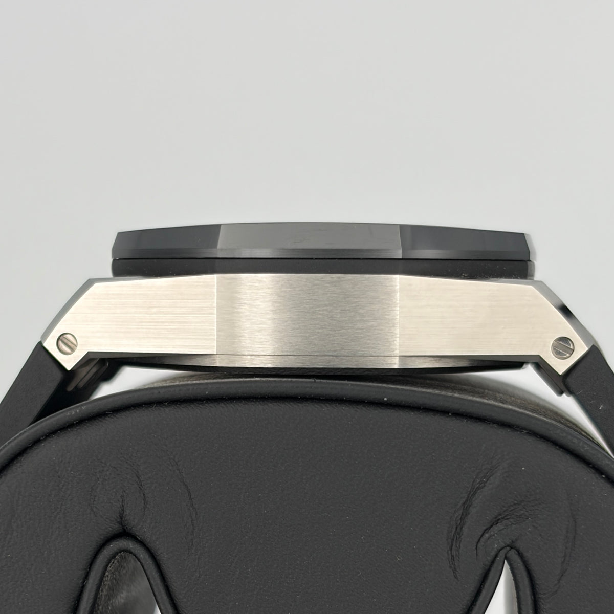 SOLD / ON REQUEST Audemars Piguet Royal Oak Offshore Chronograph 26420SO.OO.A002CA.01 | 43mm 2023 Box & Papers