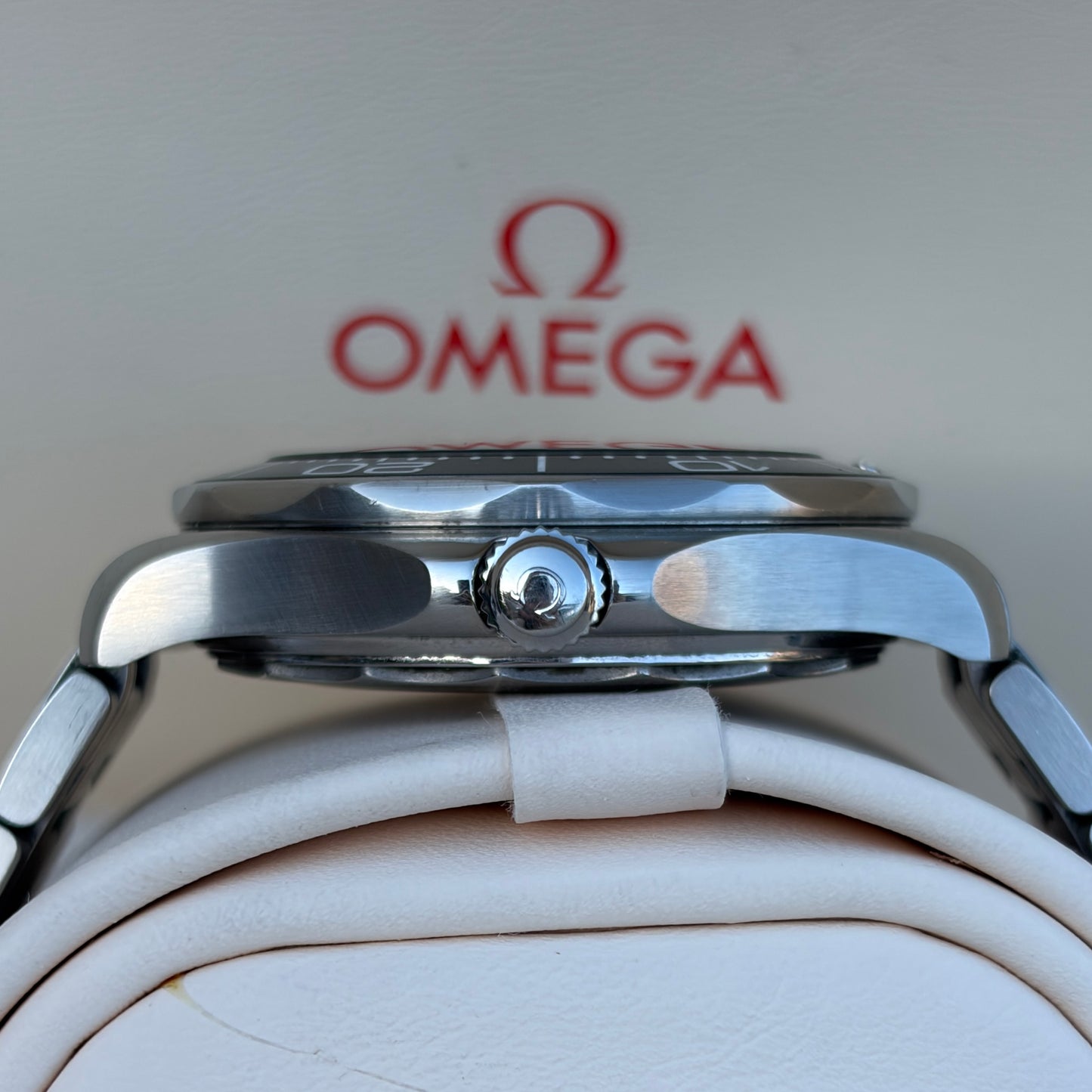 Omega Seamaster Diver 300m Year 2018 Black Dial Full Set 210.30.42.200