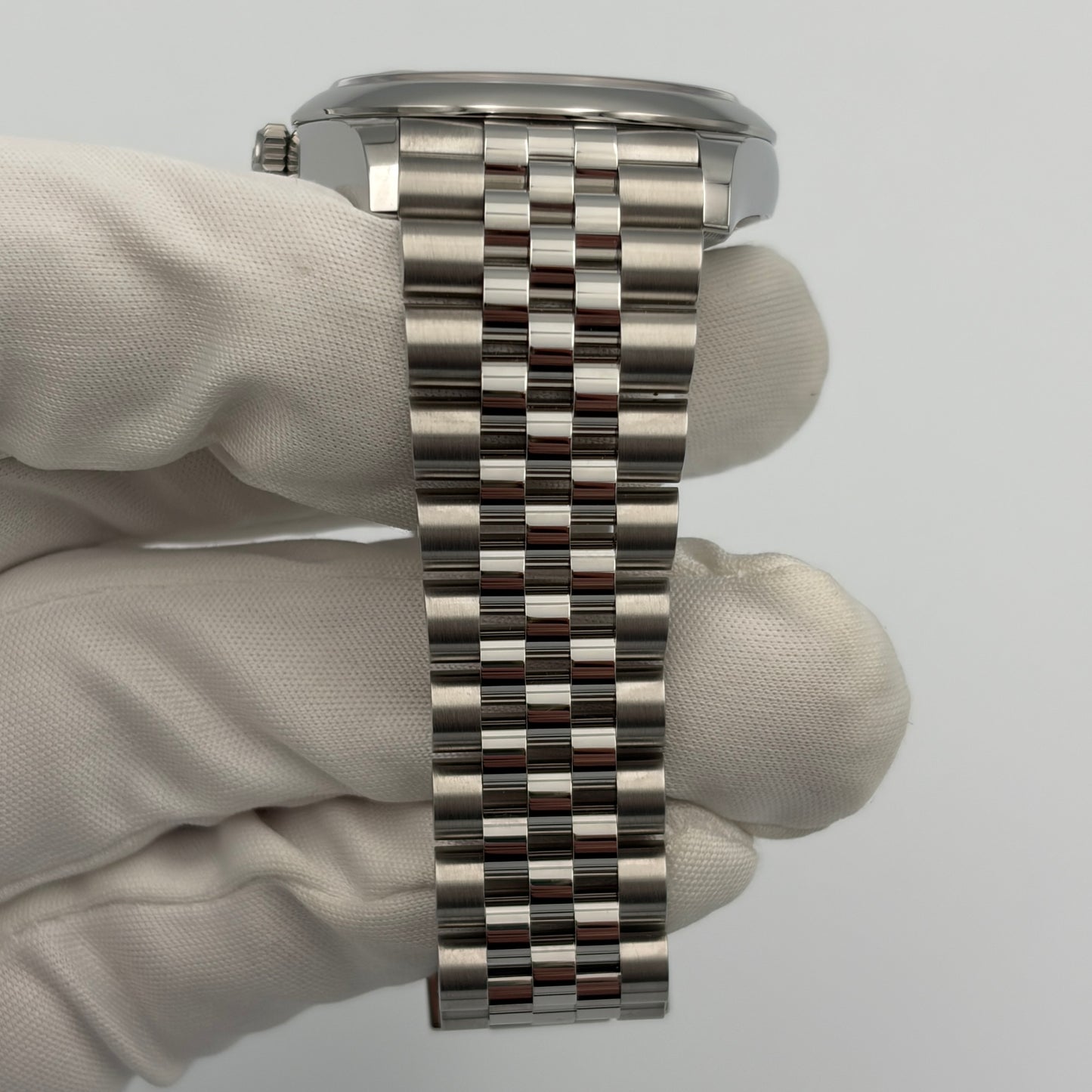 SOLD / ON REQUEST Rolex Datejust 36mm 126200 Wimbledon Slate Gray Roman Dial Jubilee Bracelet Year 2026 Box & Papers