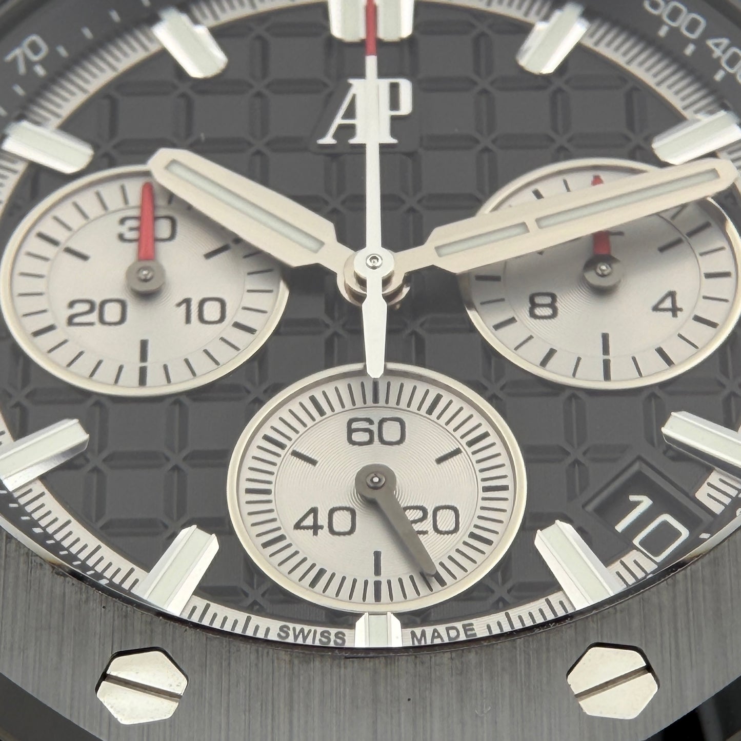 SOLD / ON REQUEST Audemars Piguet Royal Oak Offshore Chronograph 26420SO.OO.A002CA.01 | 43mm 2023 Box & Papers