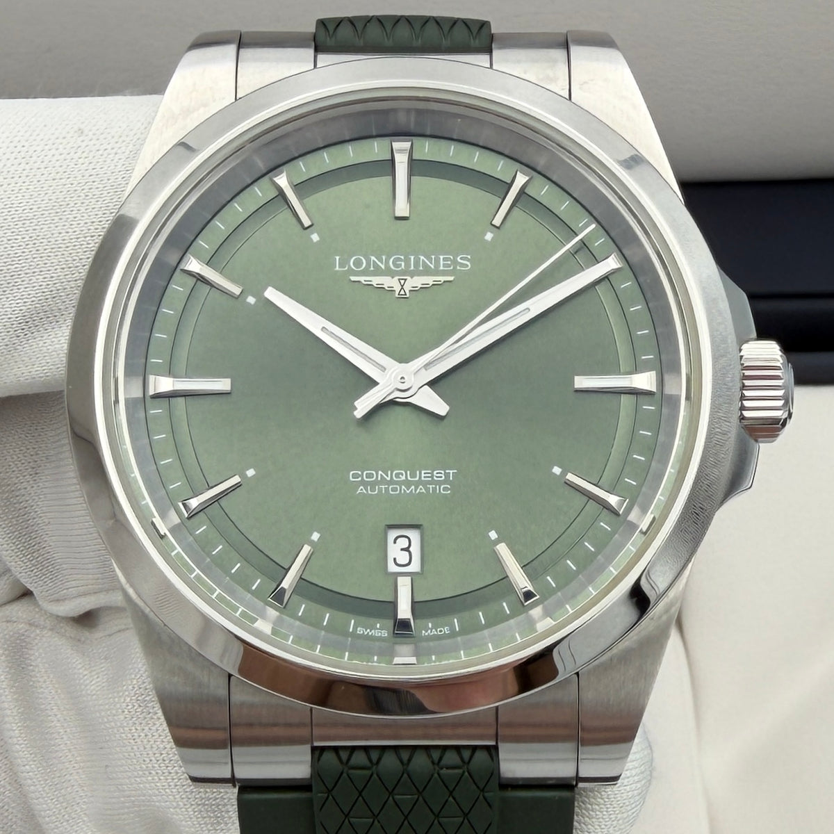 Longines Conquest 41mm Green Dial Green Rubber Strap L3.830.4.02.9 Automatic L888.5 Year 2026