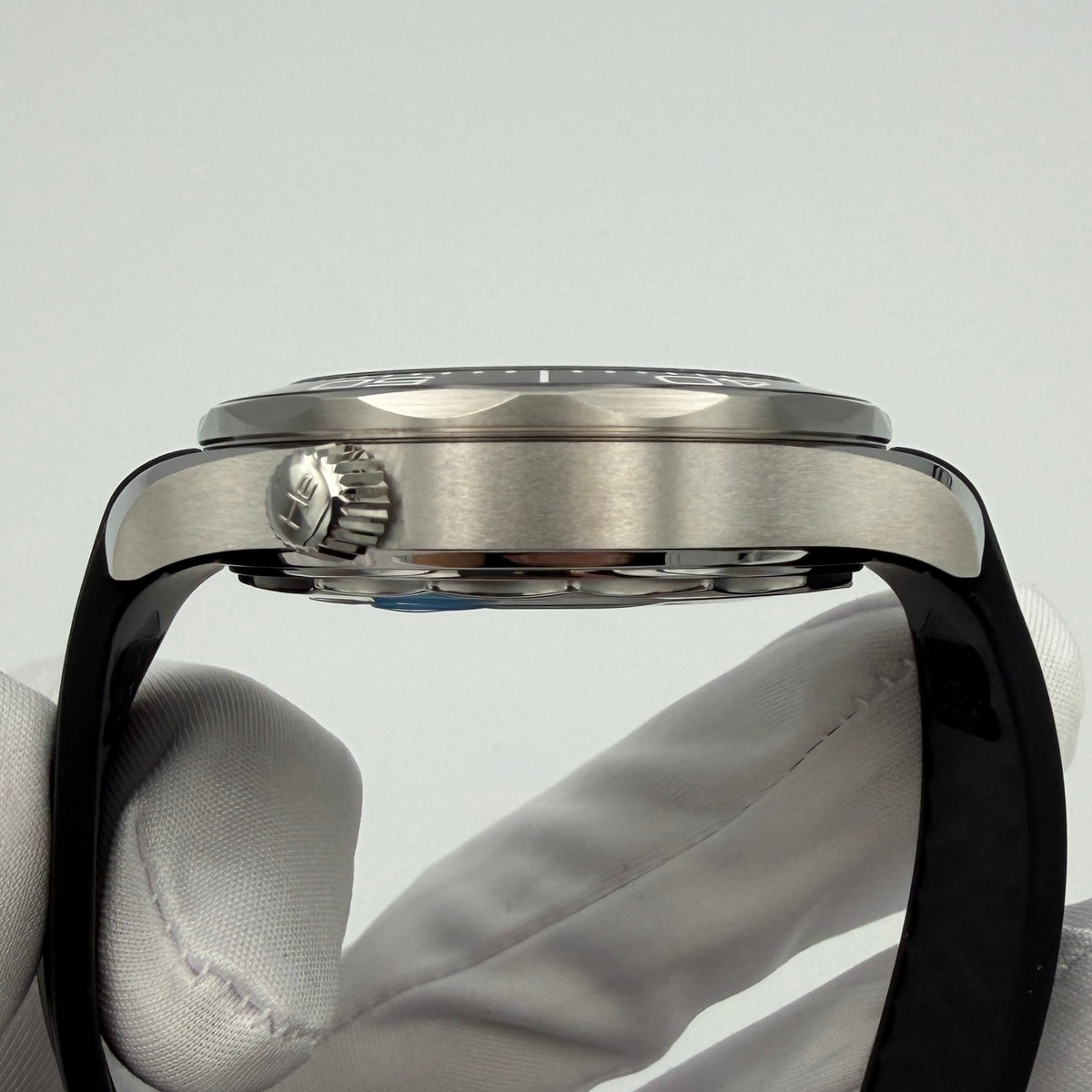 Omega Seamaster Diver 300M 42mm 210.32.42.20.01.001 Brand New Unworn Fully Stickered 2026