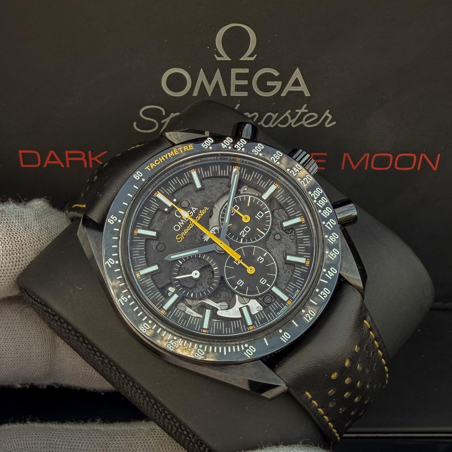 Omega Dark Side Of The Moon Apollo 8 Year 2020 Full Set Box & Papers