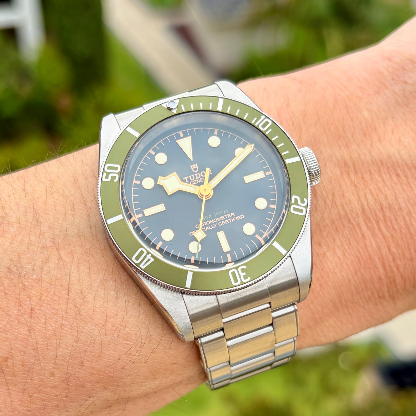 SOLD / ON REQUEST Tudor Black Bay Harrods Green Dial Special Edition 79230G Full Set