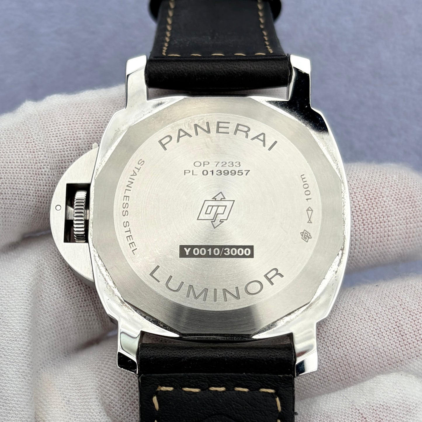 Panerai Luminor Base Logo PAM1084 Black dial 3 days 44mm 2022
