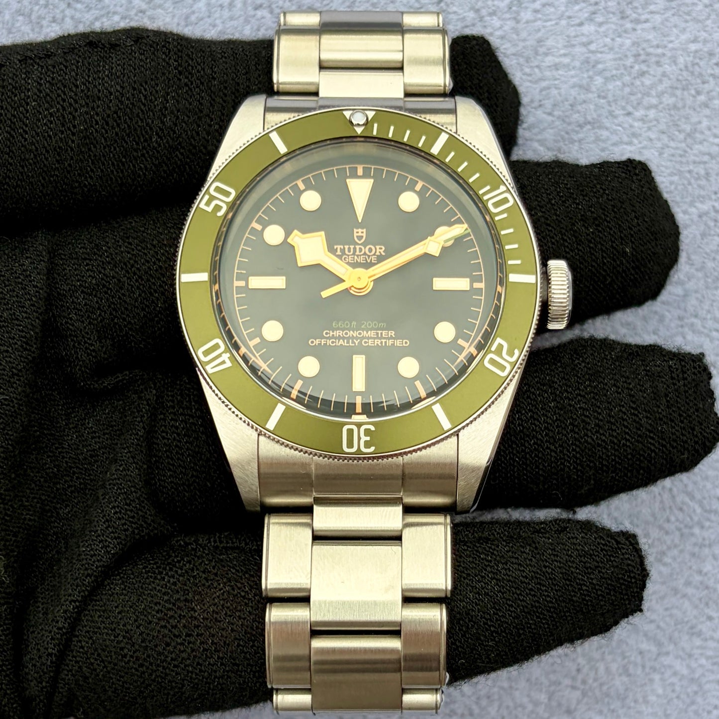 SOLD / ON REQUEST Tudor Black Bay Harrods Green Dial Special Edition 79230G Full Set