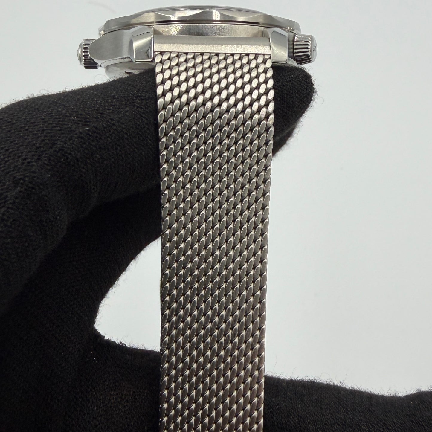 SOLD / ON REQUEST Omega Seamaster 300M James Bond 007 60th Anniversary 42MM 210.30.42.20.03.002 Year 2023 Full Set