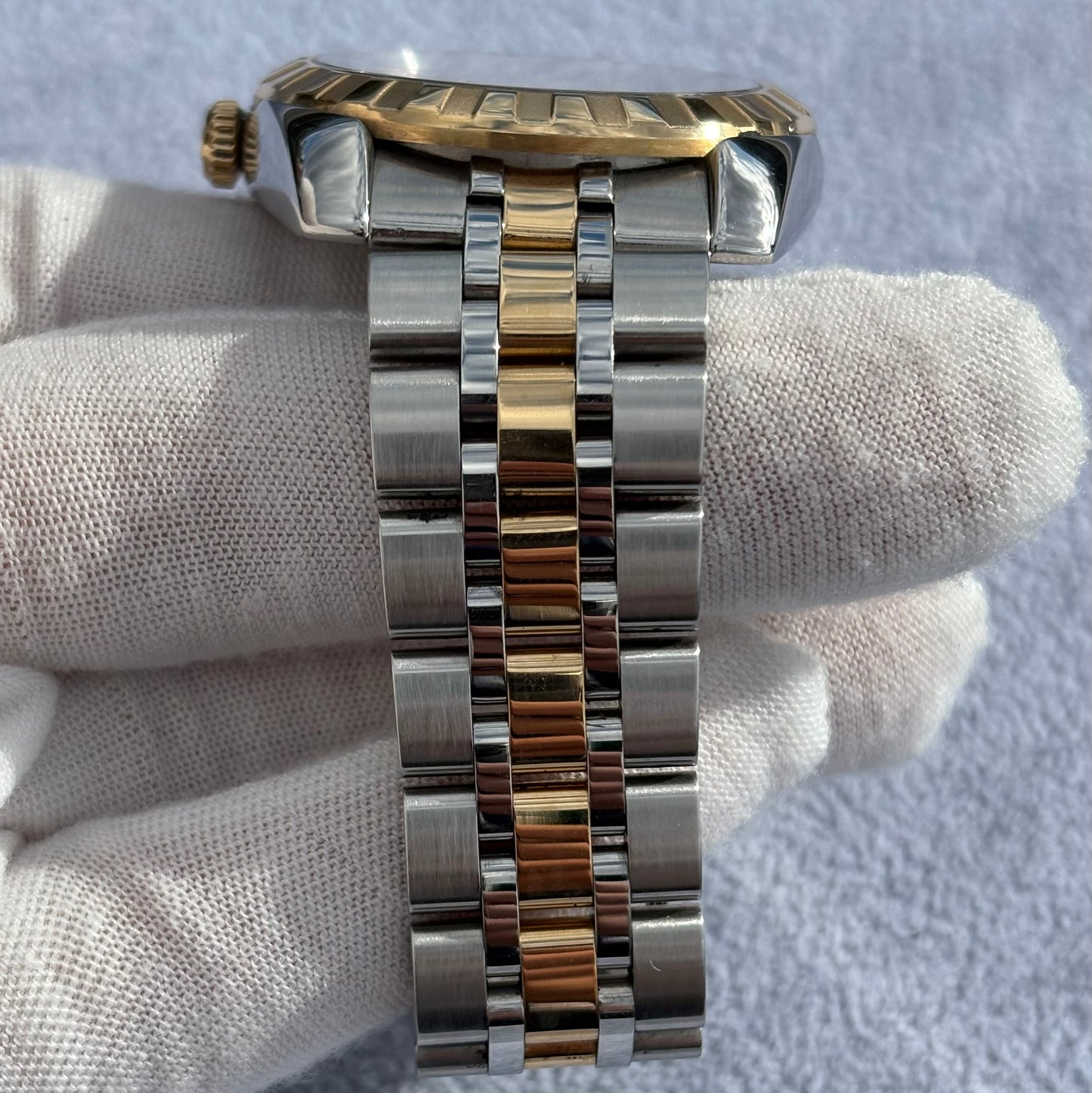 SOLD / ON REQUEST Tudor Classic M23013-0016