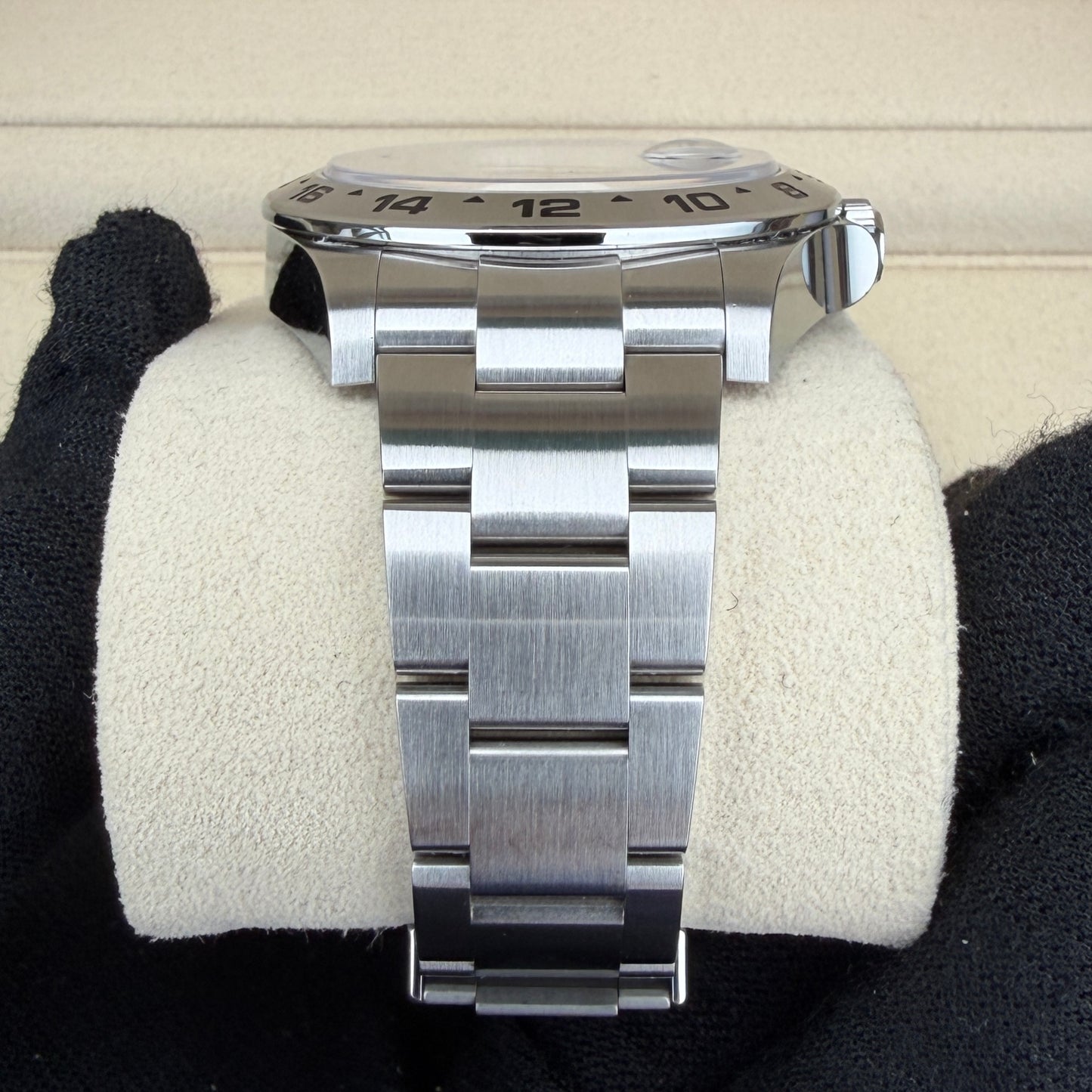 Rolex Explorer II 216570 Black dial Year 2020 full set