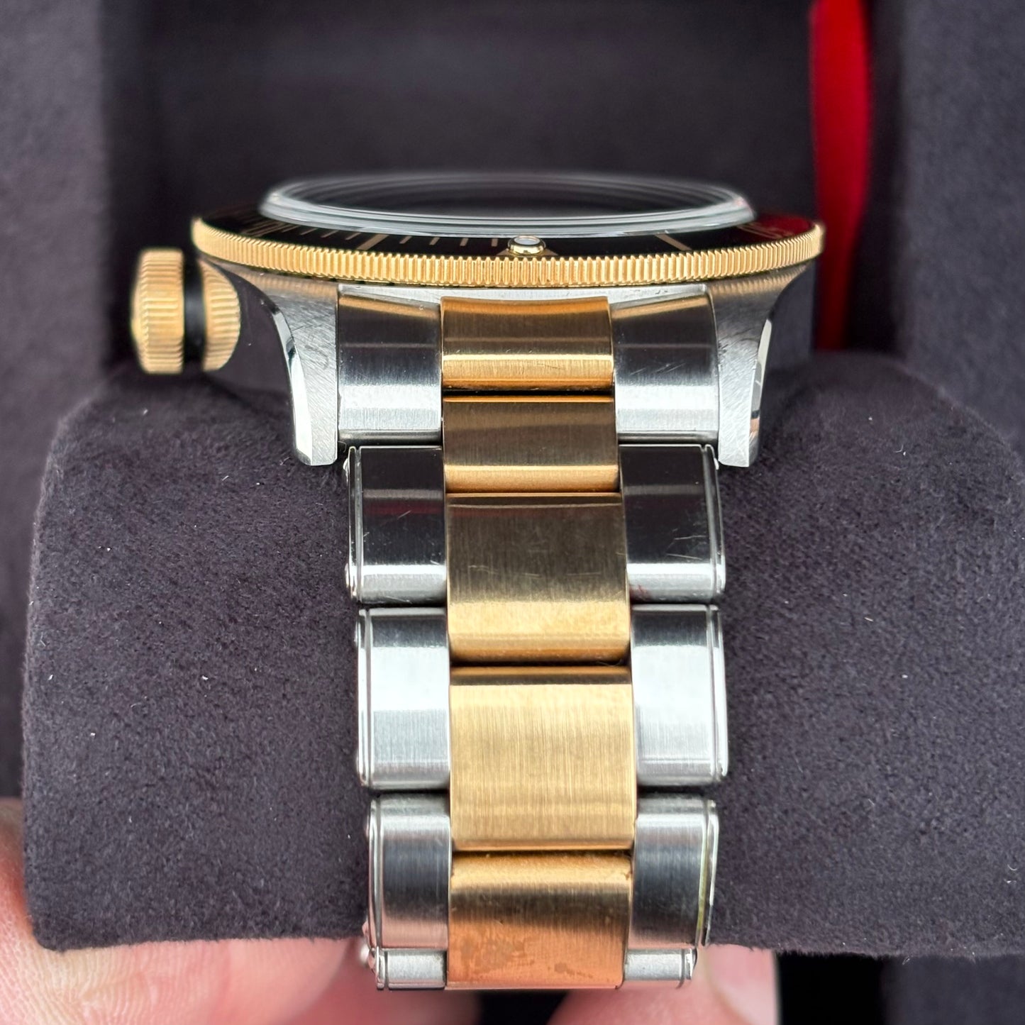 SOLD / ON REQUEST Tudor Black Bay S&G Year 2020 M79733N