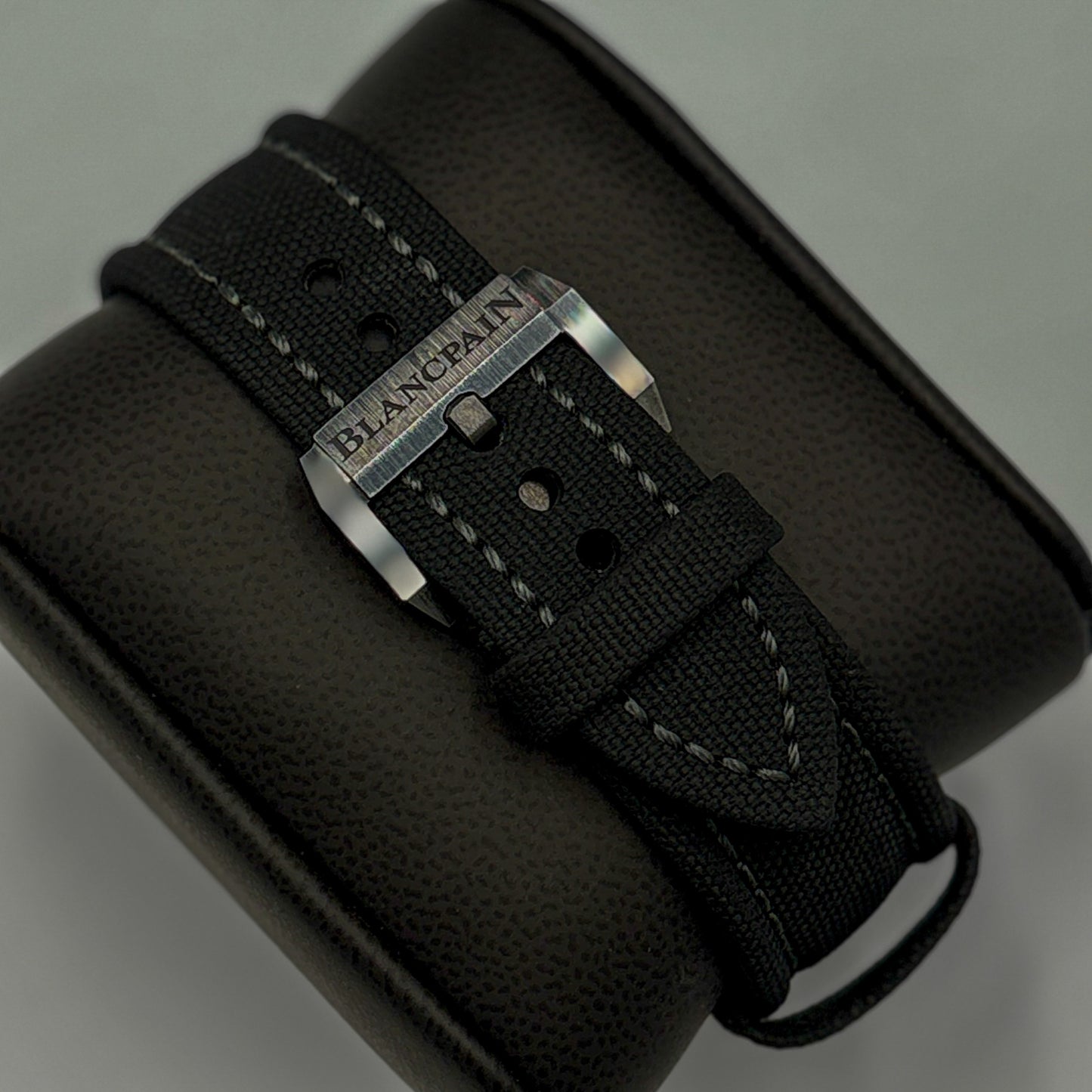 Blancpain Fifty Fathoms
Bathyscaphe Chronograph Green Dial
Ceramic Bezel 5200-0153-NABA Year 2023 Full Set