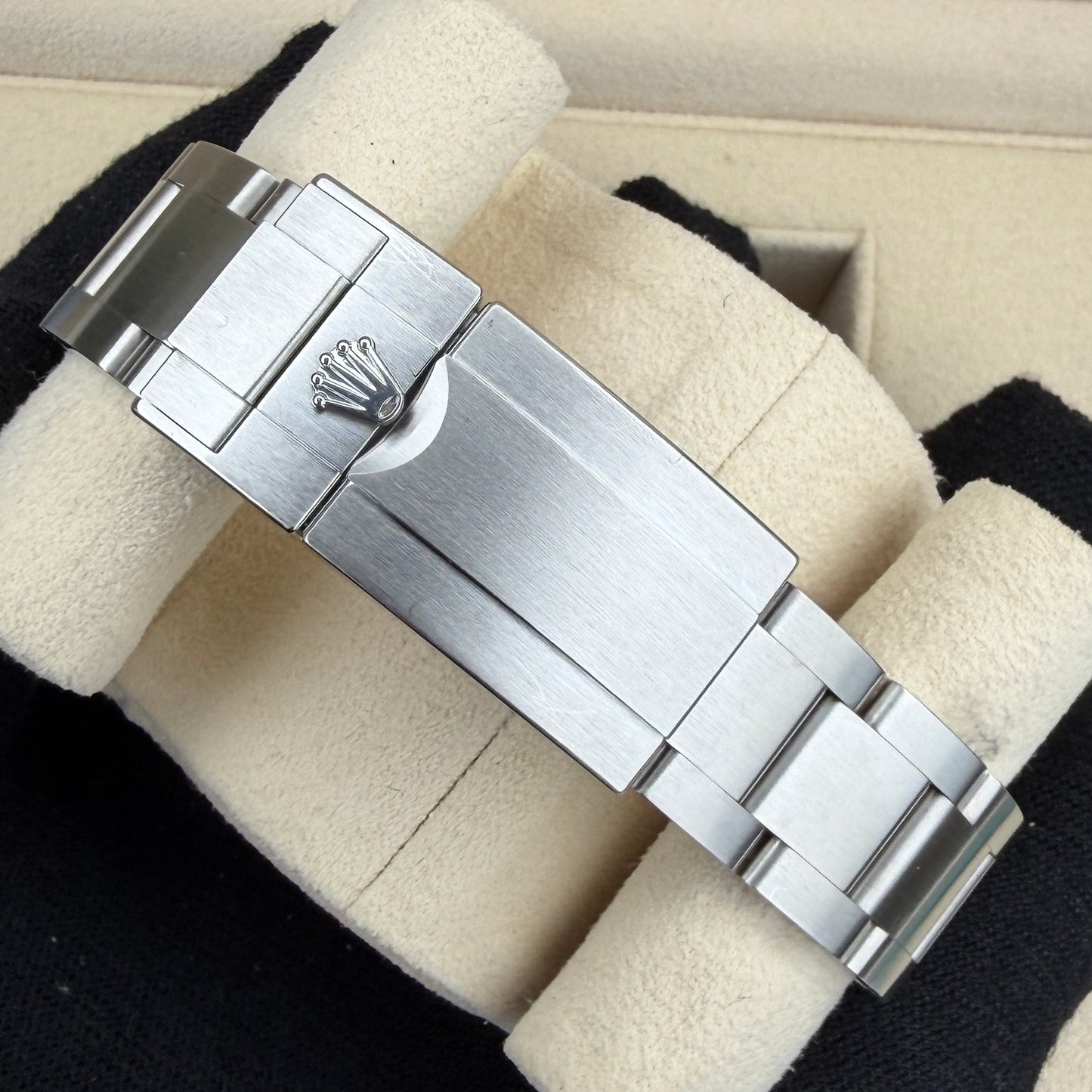 Rolex Explorer II 216570 Black dial Year 2020 full set