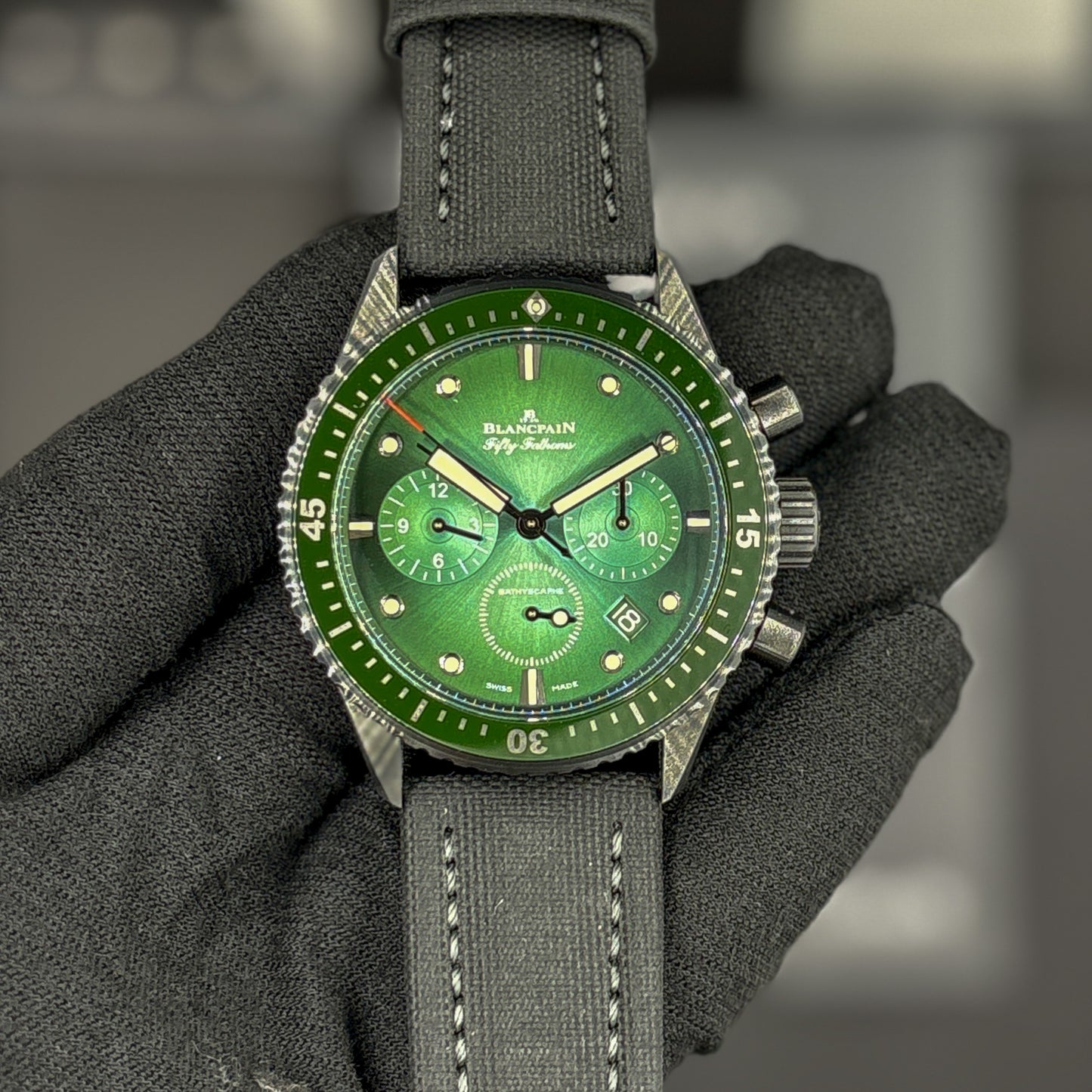 Blancpain Fifty Fathoms
Bathyscaphe Chronograph Green Dial
Ceramic Bezel 5200-0153-NABA Year 2023 Full Set